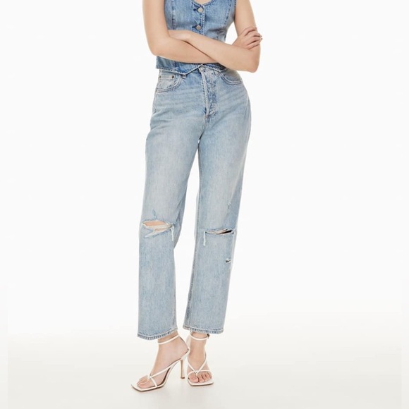 Aritzia | Denim Forum “Joni” High Rise Loose Black Ripped Jeans 🖤 - Picture 2 of 15